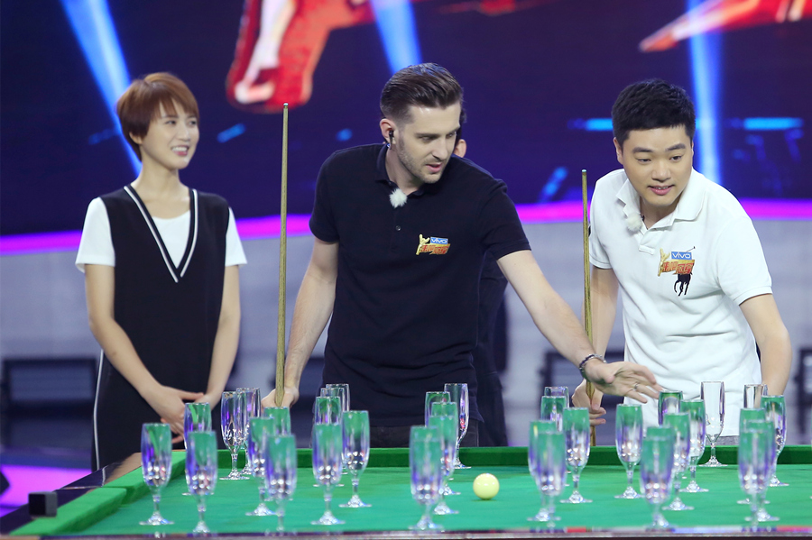 沿线的舞龙 沿线的舞龙