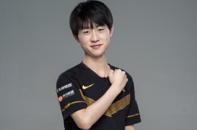 手笔是否值 手笔是否值